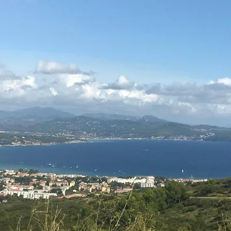Apartment T2 Climatise En Bord De Mer Avec Terrasse , Parking Et Wifi La Ciotat